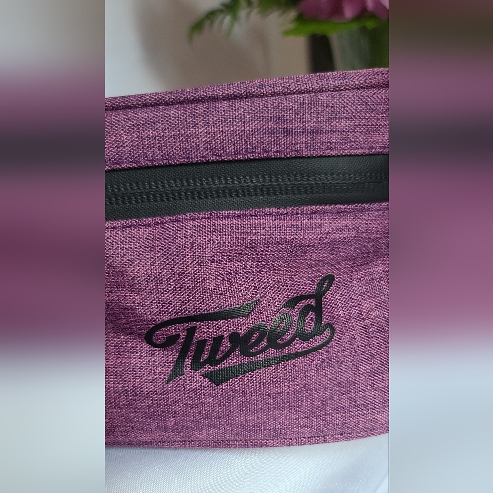 Tweed Locking Case 🔒 - Picture 2 of 10